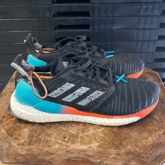 Adidas - Picture 5 of 6